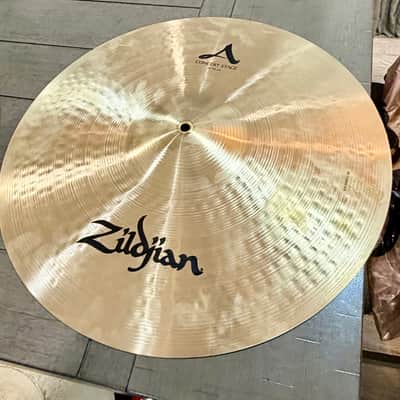Zildjian 18" A Concert Stage Orchestral Cymbals (Pair) 2010s - Traditional image 3