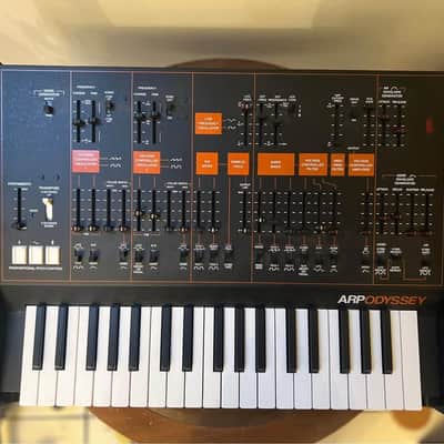 Korg ARP Odyssey Rev3 37-Slim Key Duophonic Analog Synthesizer 2015 - Present - Black/Orange