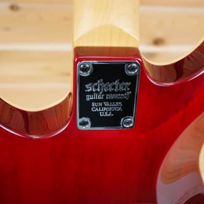 Schecter Omen Extreme-6 - Blood Burst image 9