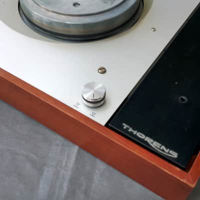 Thorens TD 150 MK II Turntable image 3
