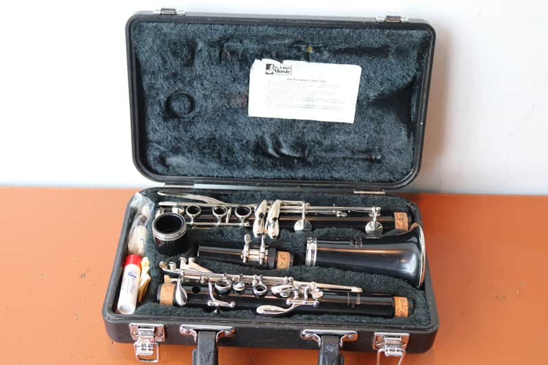 Yamaha YCL-20 Bb Student Clarinet w/Bari Esprit Mouthpiece image 1