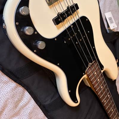 Fender American Professional Precision Bass with Rosewood Fretboard 2017 - 2019 - Olympic White image 2