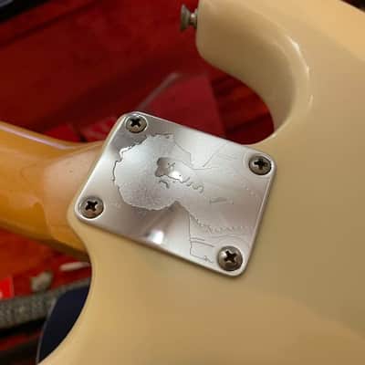 Fender Jimi Hendrix Artist Series Tribute Stratocaster 1997 Olympic White image 3