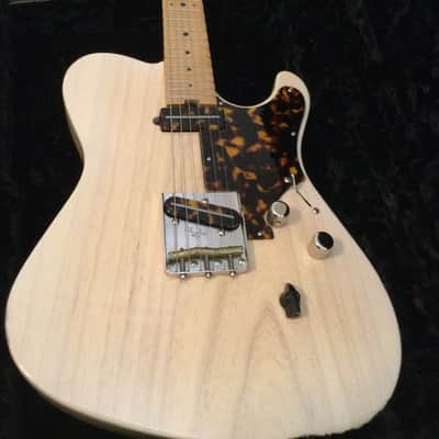 Asher T-Deluxe  2016 image 6