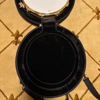 DW Pi snare broken glass finish with gold hardware image 7