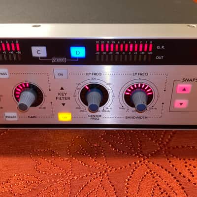 Mackie QUAD Comp/Gate 4-ch. Rack Mount Digital Compressor/Gate image 4