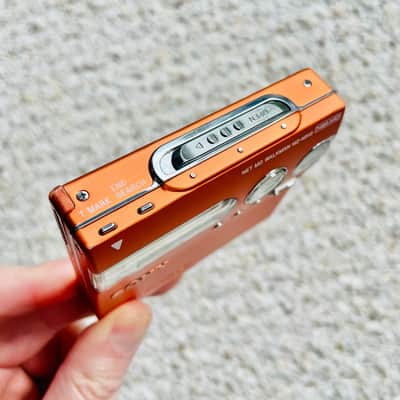 Sony MZ-N910 Walkman MiniDisc Player, Super Rare EX Orange ! Working ! image 3