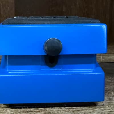 Boss CS-3 Compression Sustainer w/ Box  (Silver Label) 1997 - Present - Blue image 3