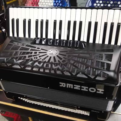 Hohner Bravo III 120 Bass Piano Accordion Black image 3