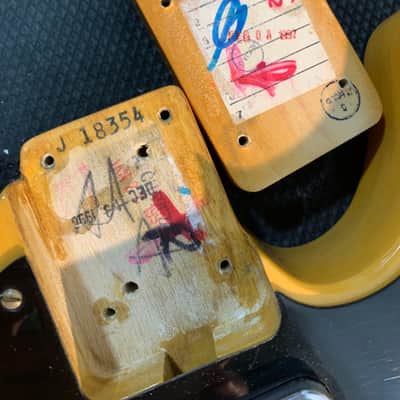 Fender American Vintage '52 Telecaster 1997 Butterscotch Blonde w/ OHSC, Case Candy image 15