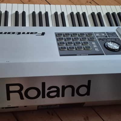 Roland Fantom G8 Workstation Synth Digi Piano image 10