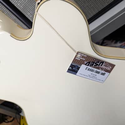 Gretsch G2627TG Streamliner Center Block 3-Pickup 2020 - 2021 - White image 20