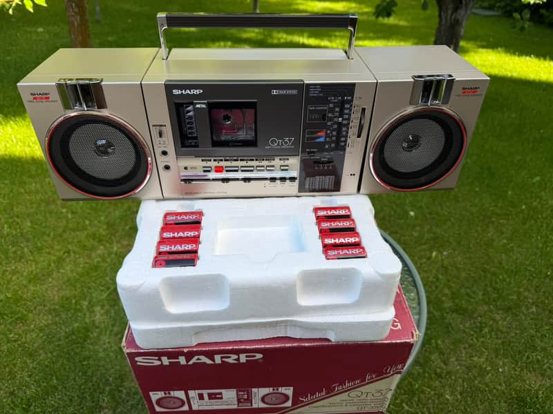 👉Sharp QT-37 Rare Vintage Japan Boombox New Condition OEM Box Serviced Warranty image 1