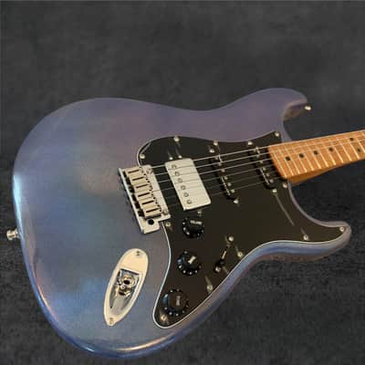 Fender Limited Edition 70th Anniversary Ultra Stratocaster HSS – Amethyst image 3