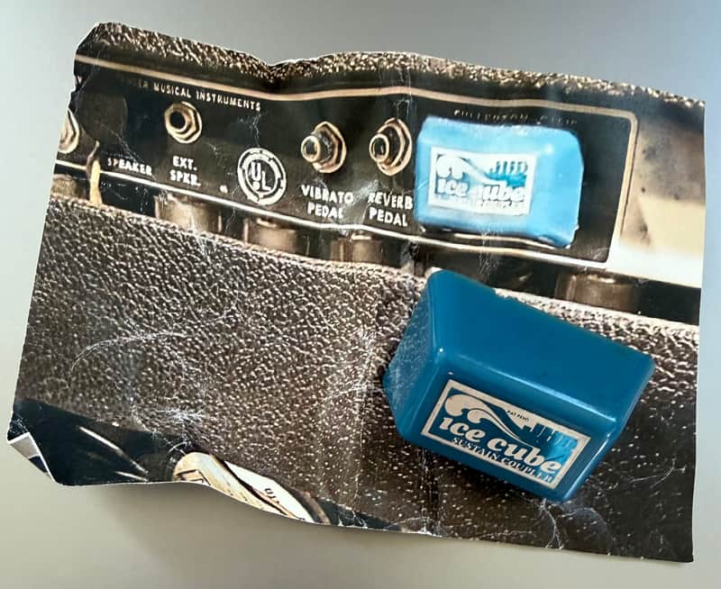 JHD Audio Ice Cube sustain coupler for Fender amps before 1978 - Blue image 1