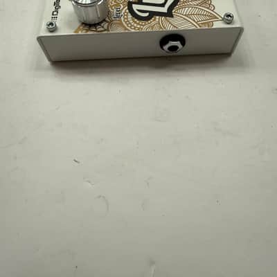 Digitech Luxe Polyphonic Detune Detuner Guitar Effect Pedal image 3