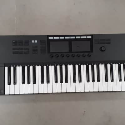 NATIVE INSTRUMENTS Komplete S49 MK2 Tastiera Midi USB image 1