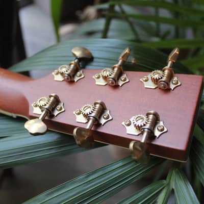 FURCH "Vintage 2 OM SR" HARDCASE image 11