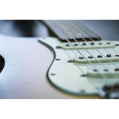 1965 Fender Stratocaster sunburst image 24