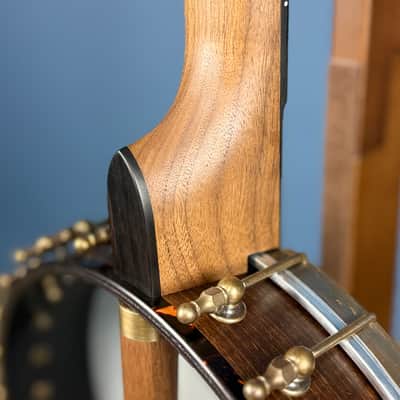 Ode Fretless Walnut Magician Nylon 5-String Openback Banjo 12" image 10