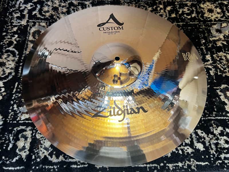 (MINT) Zildjian 20" A Custom Medium Ride Cymbal - Brilliant image 1