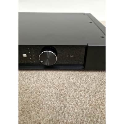 Rega ELEX-R - Hi-Fi Amplifiers - Black - Excellent w/ remote_control & Manuals image 2
