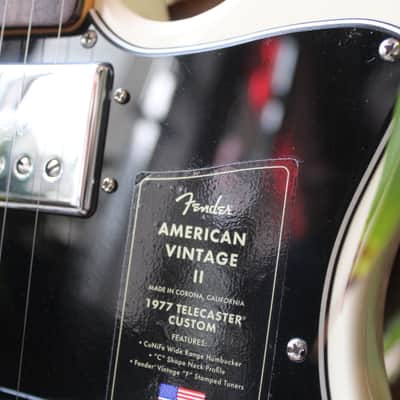 FENDER "American Vintage II 1977 Telecaster Custom, Rosewood Fingerboard, Olympic White" HARDCASE image 11