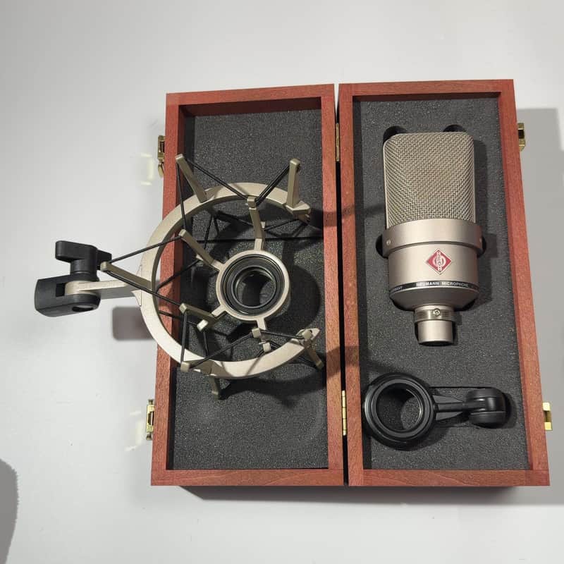 Neumann TLM 103
