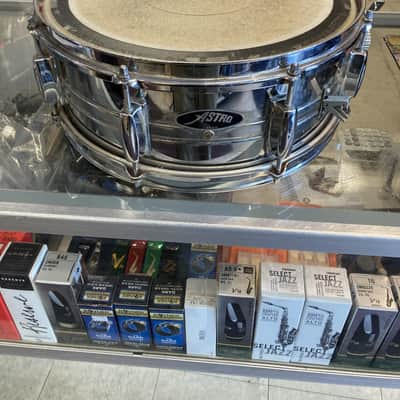 Consignment 1960s Astro MIJ Chrome over Steel Snare Drum - 14x5.5" (De La Cruz, B.) image 1