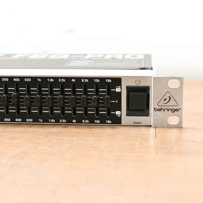 Behringer ULTRAGRAPH PRO FBQ1502 15-Band Stereo Graphic Equalizer CG014NH image 2