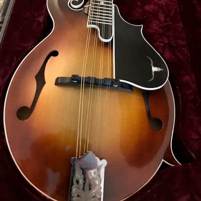 Ratliff R5  Mandolin,  F style with deluxe case. image 4