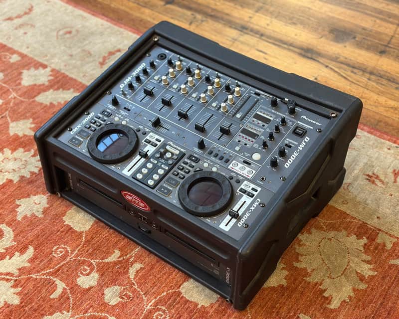 Pioneer CMX-3000 & DJM-3000 System & SKB Road Case image 1