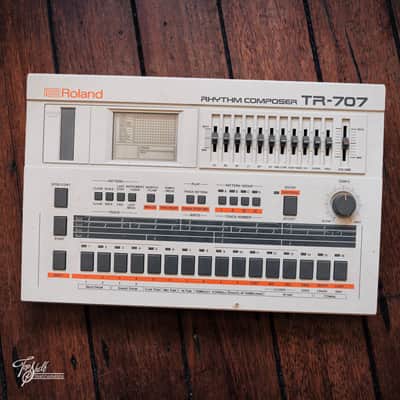 Roland TR-707 Rhythm Composer
