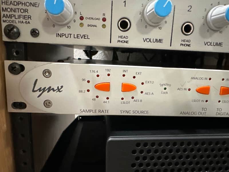Lynx Aurora 16 with USB Card image 1