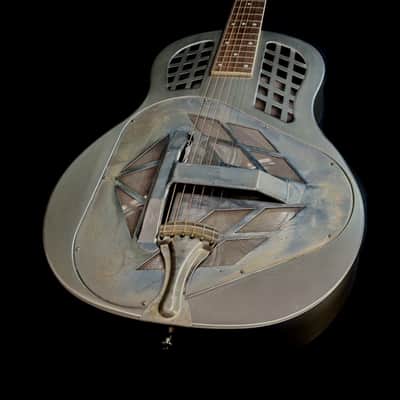 Tricone Metal Resonator Guitar - 'Relic' Nickel Effect Body image 4