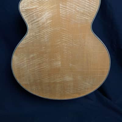 Eastman AR805CE Archtop Guitar, Natural image 4
