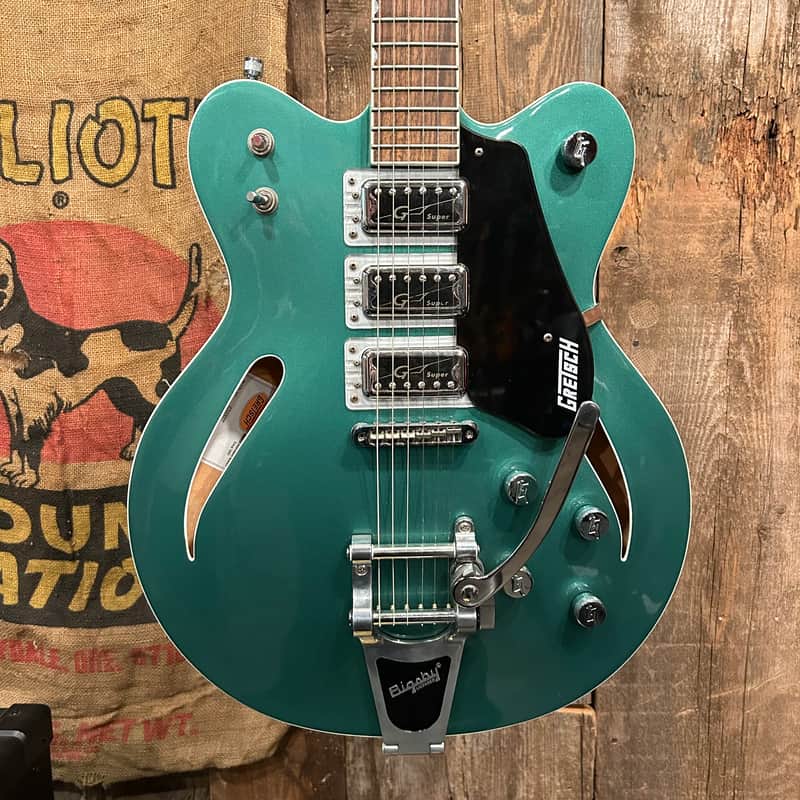 Gretsch G5622T-CB Electromatic Center-Block Double Cutaway 3-Pickup 2015 - 2016 - Georgia Green image 1