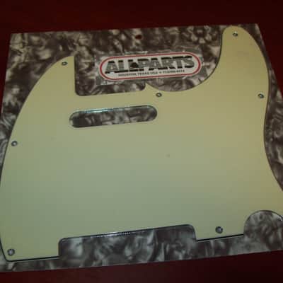 Pickguard For Fender Tele, 8 Holes, 3-Ply - MINT GREEN