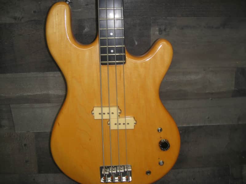 Kramer DMZ4000 Bass Guitar image 1
