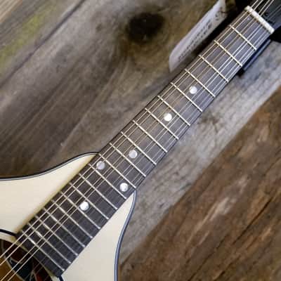 Eastman PCH M-104-NAT A-Style Mandolin - Natural image 12