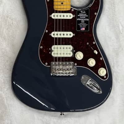 Fender American Professional Classic Stratocaster® HSS, Maple board, Faded Black