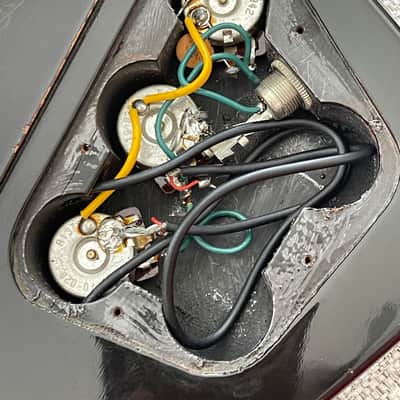 1989 Gibson Thunderbird IV Bass Sunburst image 7