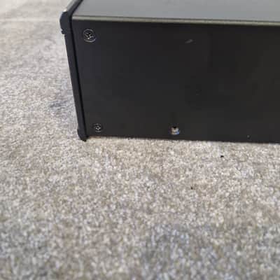 Crestron AV2 – Dual-Bus AV Control Processor – Very Good image 2