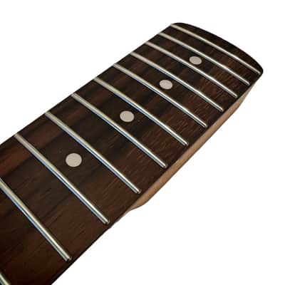 Strat Style neck Roasted maple with rosewood fretboard (Nitro Satin) - round end frets image 5