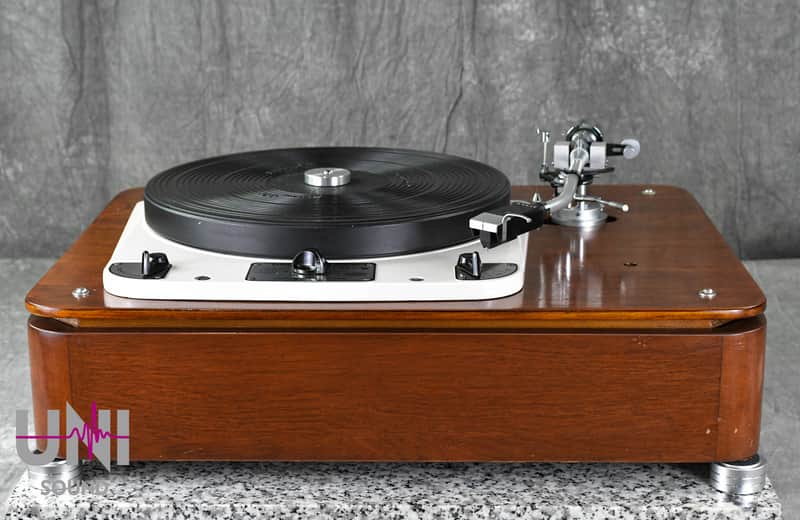 GARRARD MODEL 301 Turntable in very good condition. image 1