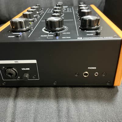 Headliner Headliner HL90100 R2 2 Channel Rotary DJ Mixer w Analog Filters - Open Box Mint NA image 4