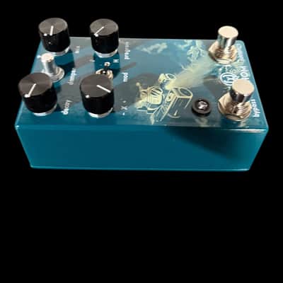 Walrus Audio Fathom Multi-Function Reverb 2018 - Present - Blue X9072 image 4