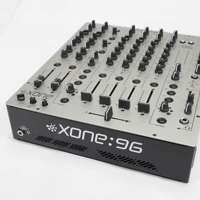 ALLEN&HEATH XONE:96 [New, opened box with damage, special price] imagen 3