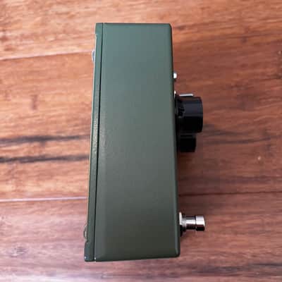 Cunningham Amplifiers Mk1.6 RCA Germanium Fuzz Pedal - Olive Green imagen 3
