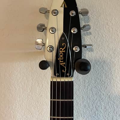 Vintage MIJ Arbor  Flying V 1980’s With original case! image 3